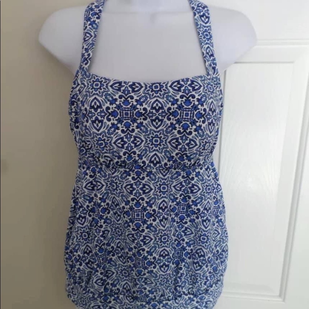 Lands end blouson Tankini top perfect for maternity size 4/DD